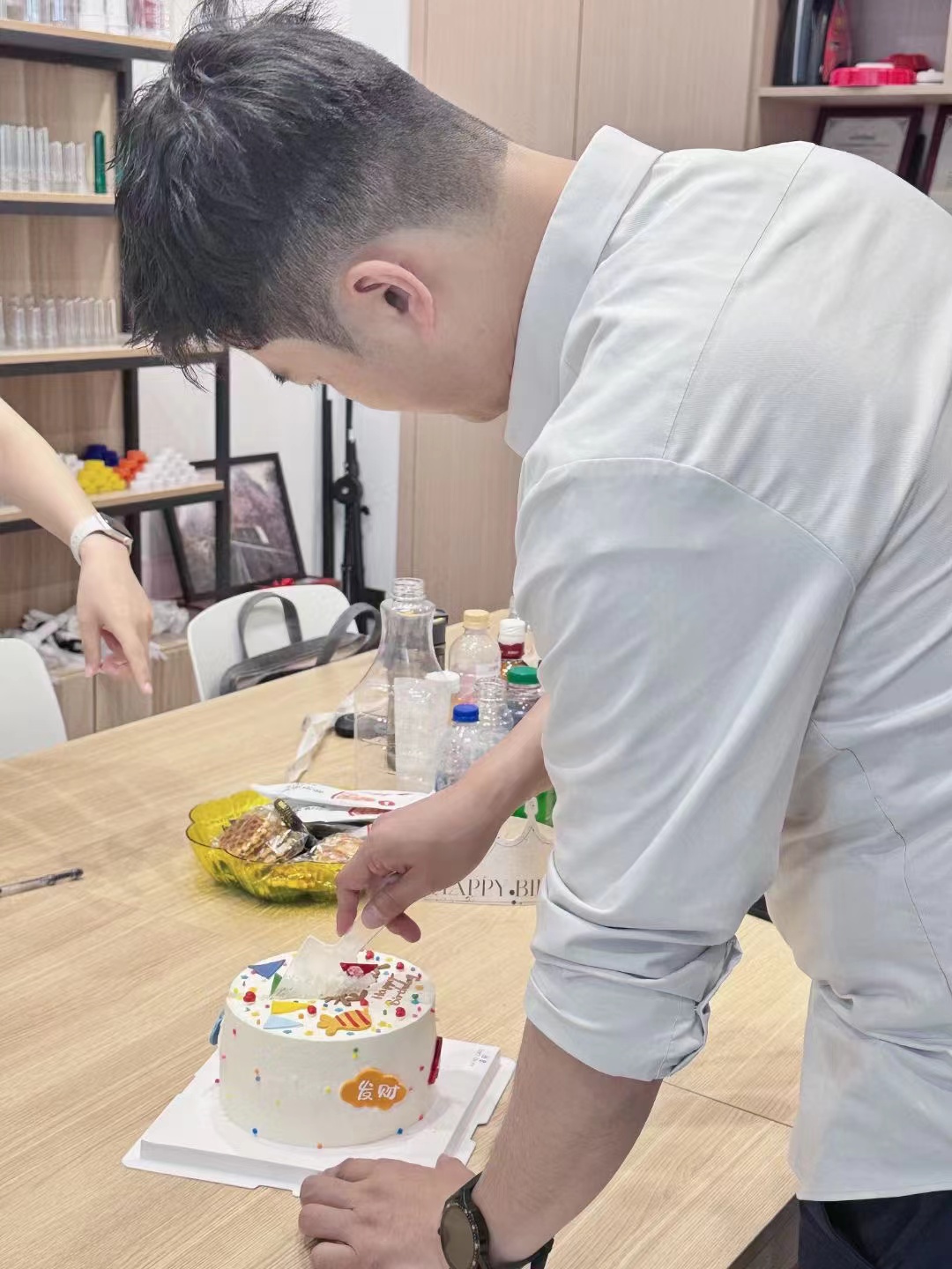 Отмечаем день рождения нашего председателя и желаем здоровья и счастья нашим клиентам!