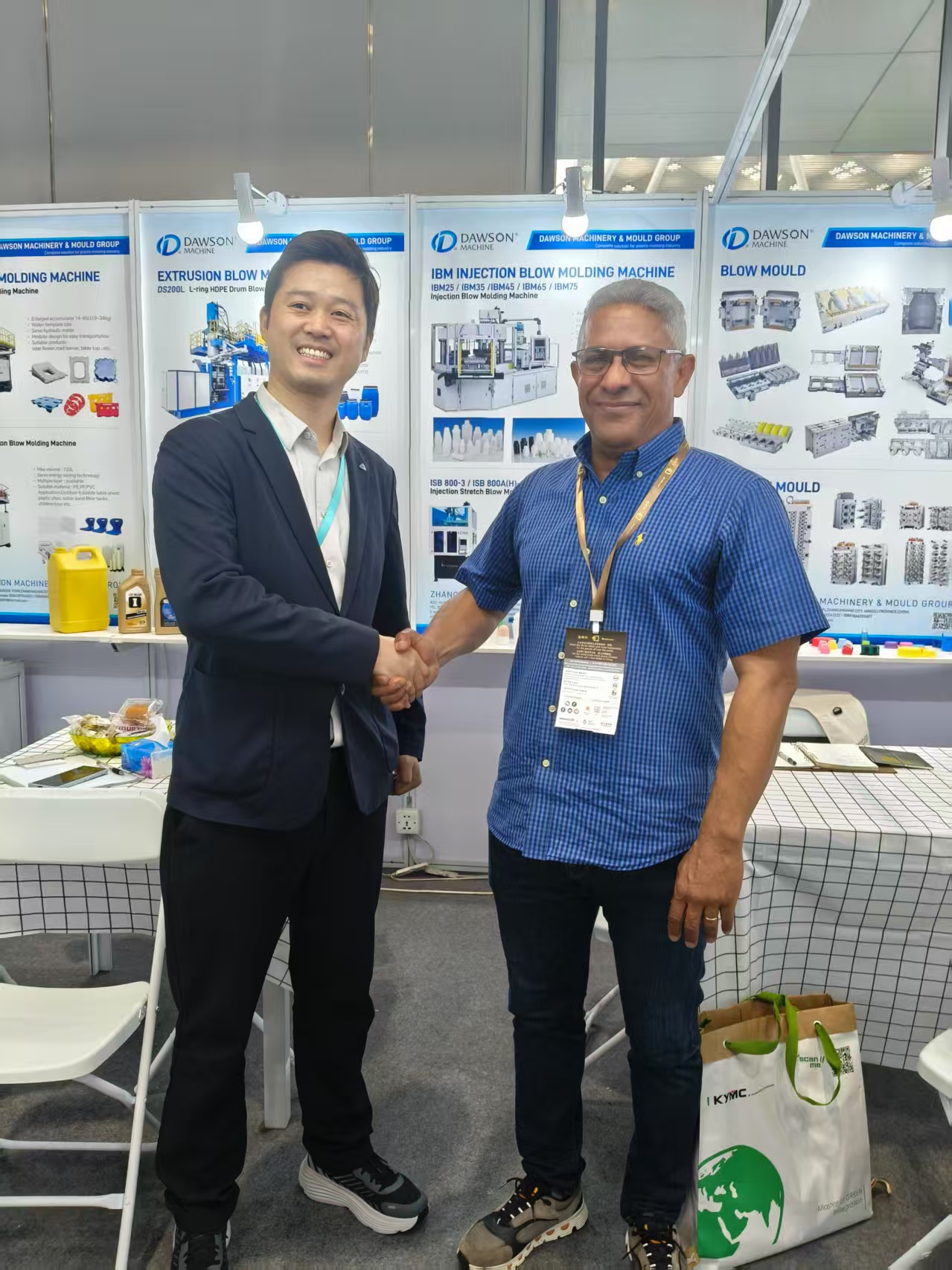 937D3DB10D5B127D016B1B3F2C9D199